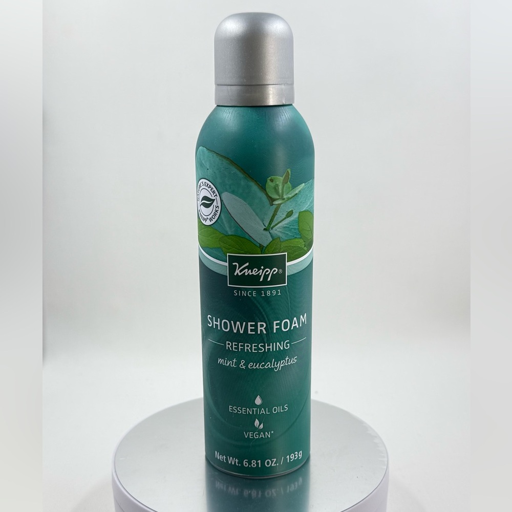 Refreshing Mint & Eucalyptus Shower Foam 6.81 fl oz BN